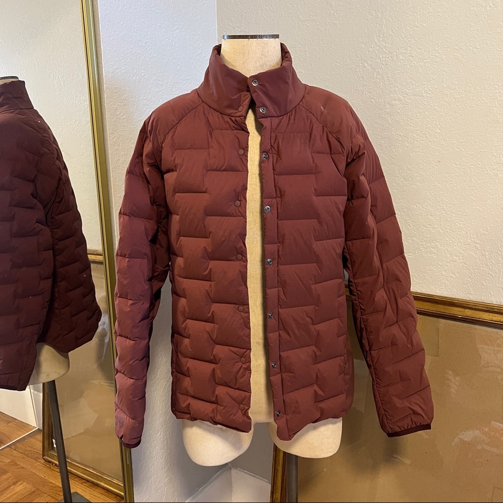 Mountain Hardwear Lightweight Puffer Jacket